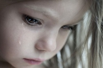 little-girl-crying3